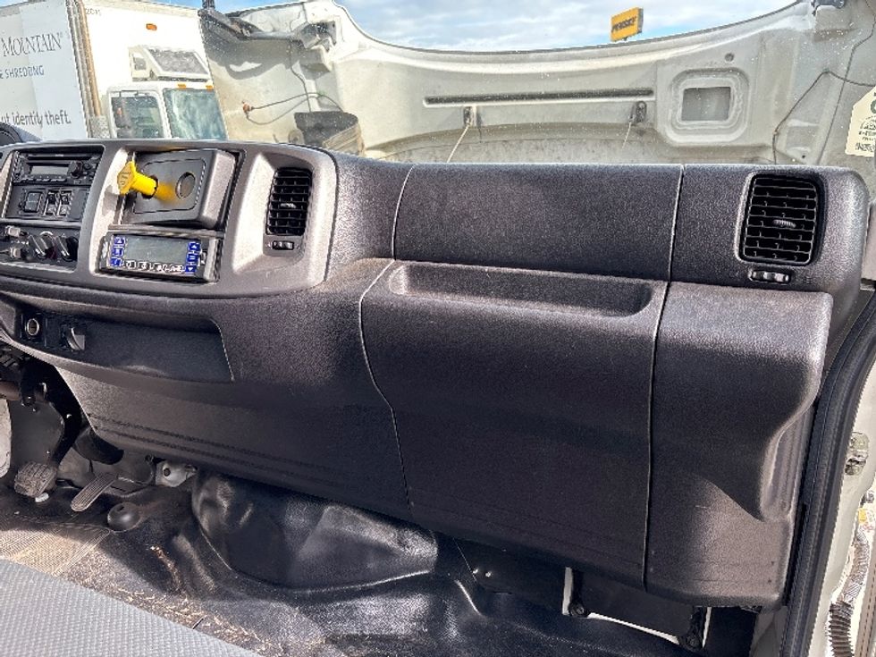 Refrigerated Truck-Light and Medium Duty Trucks-Hino-2019-268-Fresno-CA-66,779\n\t\tmiles-$ 72,750 - Image 20