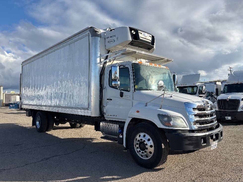 Refrigerated Truck-Light and Medium Duty Trucks-Hino-2019-268-Fresno-CA-72,024\n\t\tmiles-$ 72,500 - Image 1