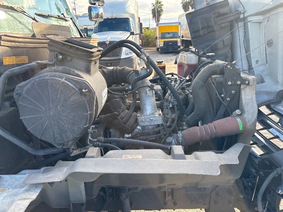 Refrigerated Truck-Light and Medium Duty Trucks-Hino-2019-268-Fresno-CA-72,024\n\t\tmiles-$ 72,500 - Image 22