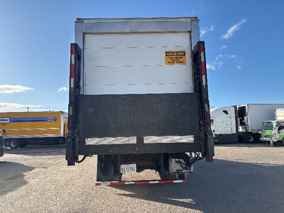 Refrigerated Truck-Light and Medium Duty Trucks-Hino-2019-268-Fresno-CA-72,024\n\t\tmiles-$ 72,500 - Image 7