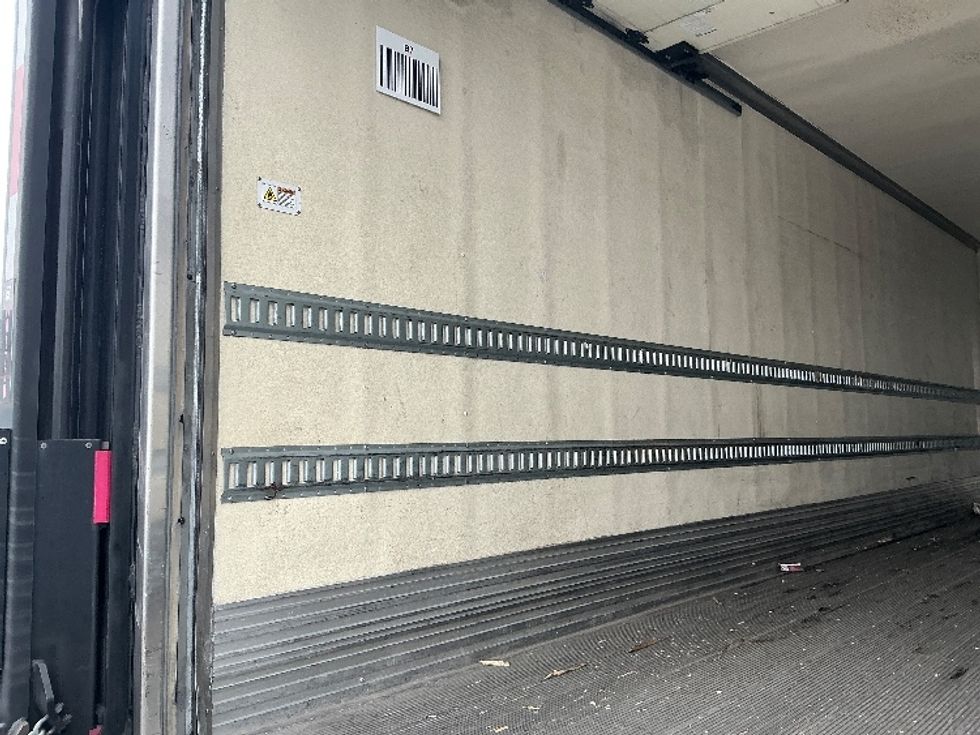 Refrigerated Truck-Light and Medium Duty Trucks-Hino-2019-268-Fresno-CA-73,983\n\t\tmiles-$ 72,000 - Image 11