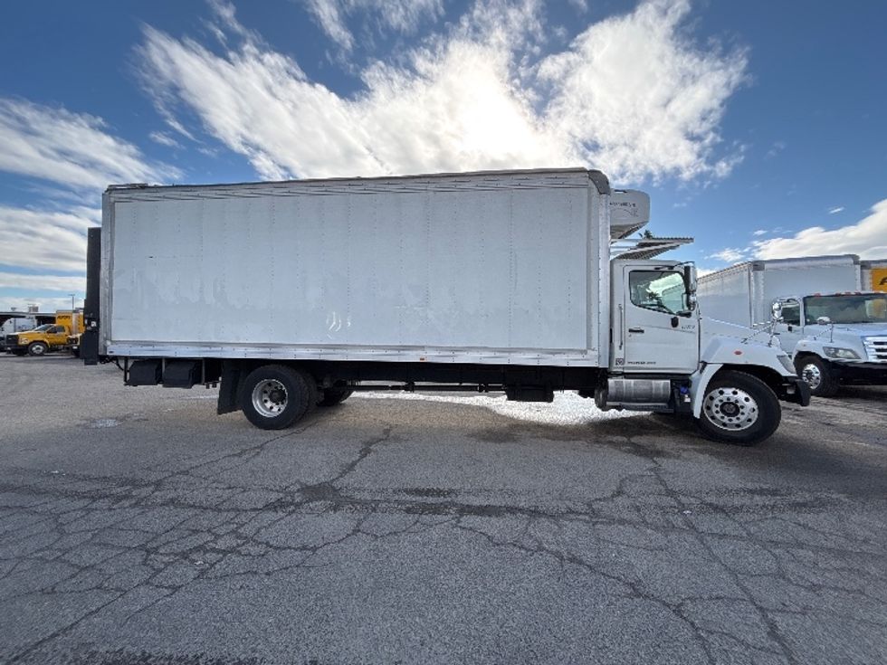 Refrigerated Truck-Light and Medium Duty Trucks-Hino-2019-268-Fresno-CA-79,063\n\t\tmiles-$ 72,000 - Image 14