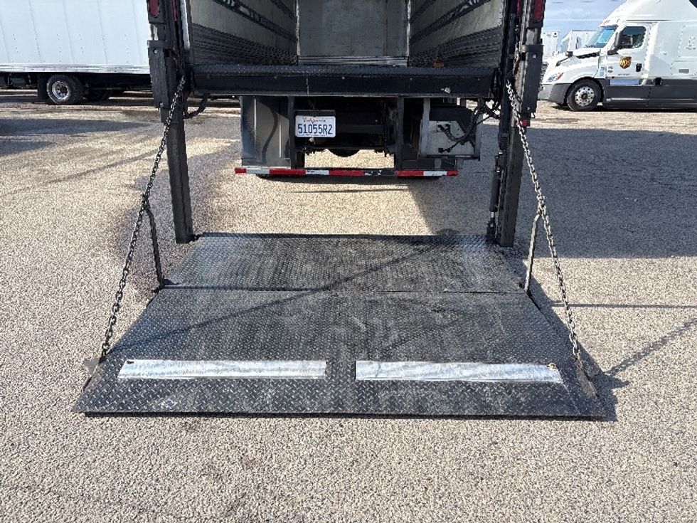 Refrigerated Truck-Light and Medium Duty Trucks-Hino-2019-268-Fresno-CA-79,063\n\t\tmiles-$ 72,000 - Image 9