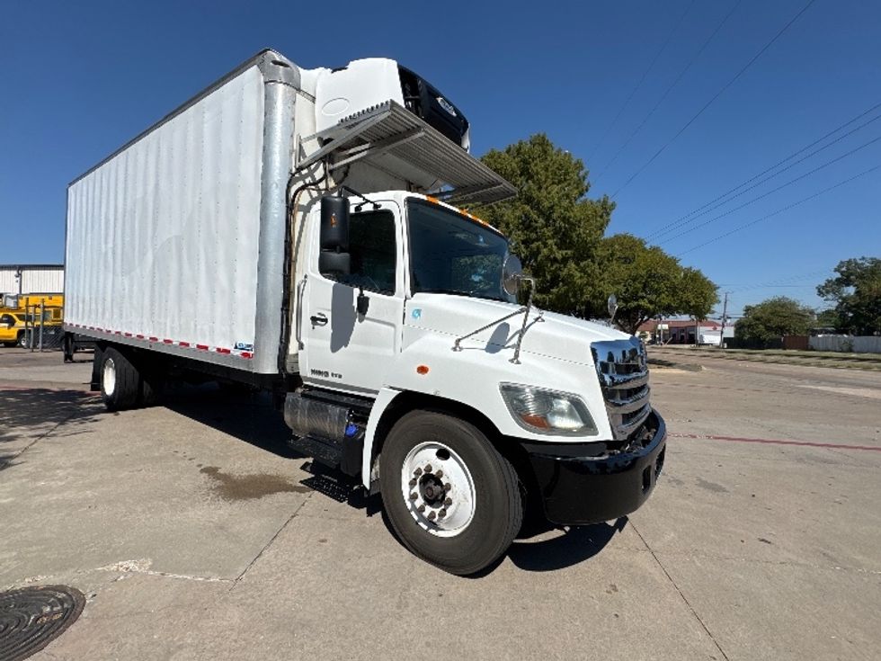 Refrigerated Truck-Light and Medium Duty Trucks-Hino-2019-268-Garland-TX-181,493\n\t\tmiles-$ 53,250 - Image 1
