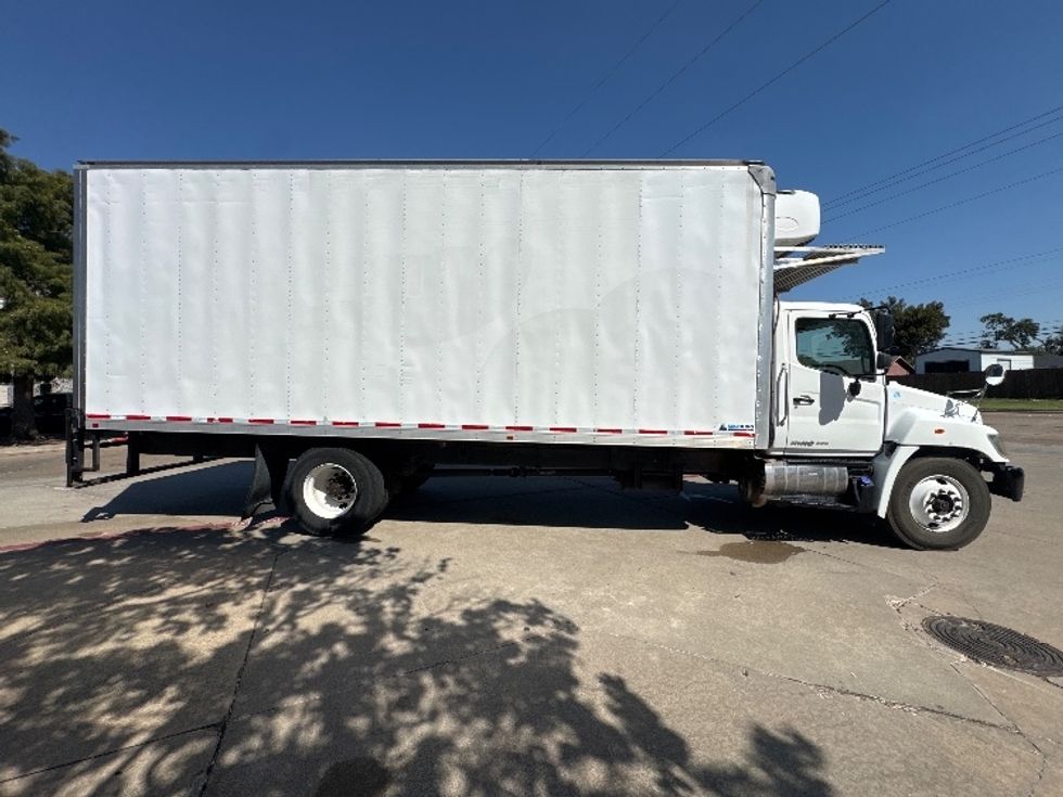 Refrigerated Truck-Light and Medium Duty Trucks-Hino-2019-268-Garland-TX-181,493\n\t\tmiles-$ 53,250 - Image 15
