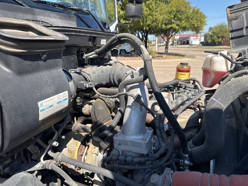 Refrigerated Truck-Light and Medium Duty Trucks-Hino-2019-268-Garland-TX-181,493\n\t\tmiles-$ 53,250 - Image 23