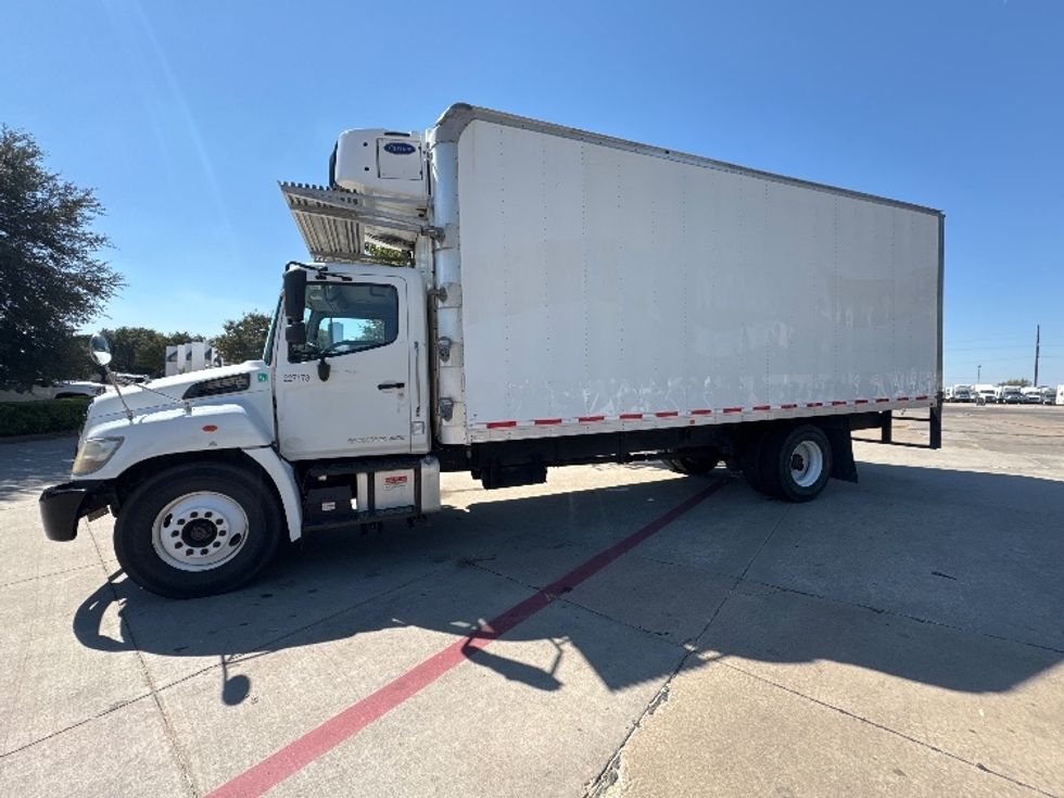 Refrigerated Truck-Light and Medium Duty Trucks-Hino-2019-268-Garland-TX-181,493\n\t\tmiles-$ 53,250 - Image 4