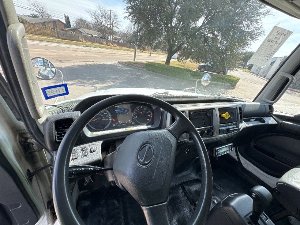 Refrigerated Truck-Light and Medium Duty Trucks-Hino-2019-268-Garland-TX-237,618\n\t\tmiles-$ 43,250 - Image 18