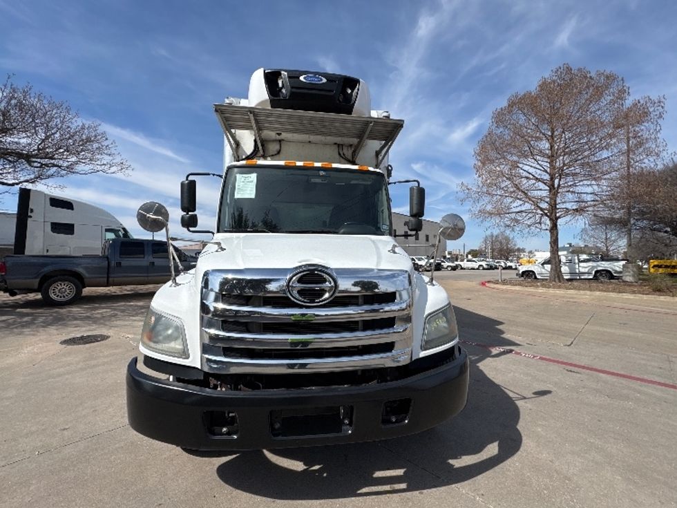 Refrigerated Truck-Light and Medium Duty Trucks-Hino-2019-268-Garland-TX-237,618\n\t\tmiles-$ 43,250 - Image 2