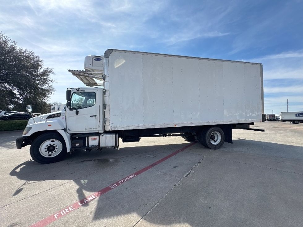Refrigerated Truck-Light and Medium Duty Trucks-Hino-2019-268-Garland-TX-237,618\n\t\tmiles-$ 43,250 - Image 4