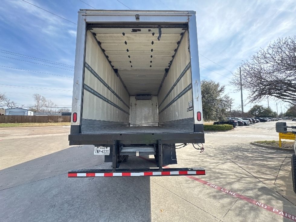 Refrigerated Truck-Light and Medium Duty Trucks-Hino-2019-268-Garland-TX-237,618\n\t\tmiles-$ 43,250 - Image 8