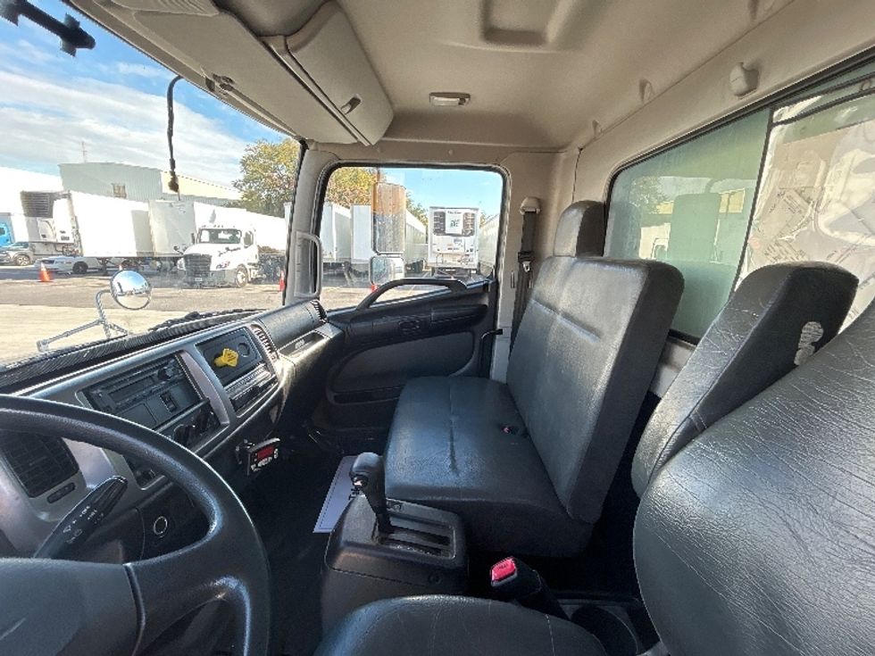 Refrigerated Truck-Light and Medium Duty Trucks-Hino-2019-268-Hammond-LA-138,708\n\t\tmiles-$ 43,750 - Image 17