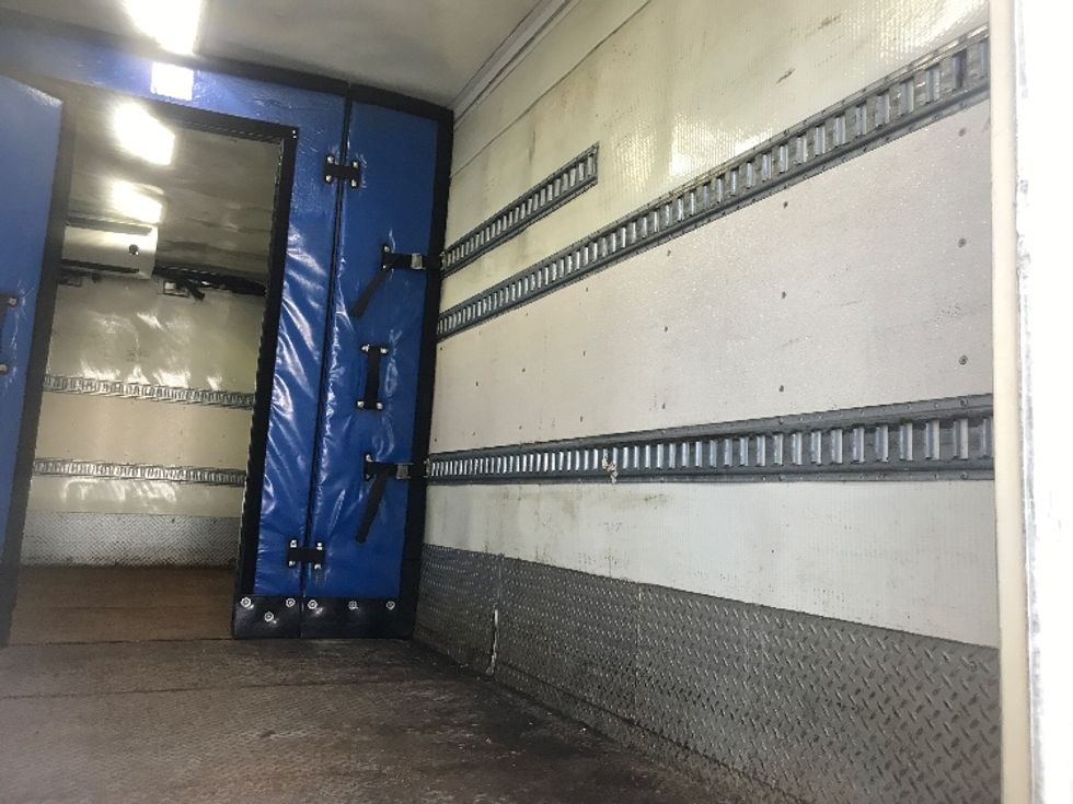 Refrigerated Truck-Light and Medium Duty Trucks-Hino-2019-268-Harrisburg-PA-136,429\n\t\tmiles-$ 49,750 - Image 12