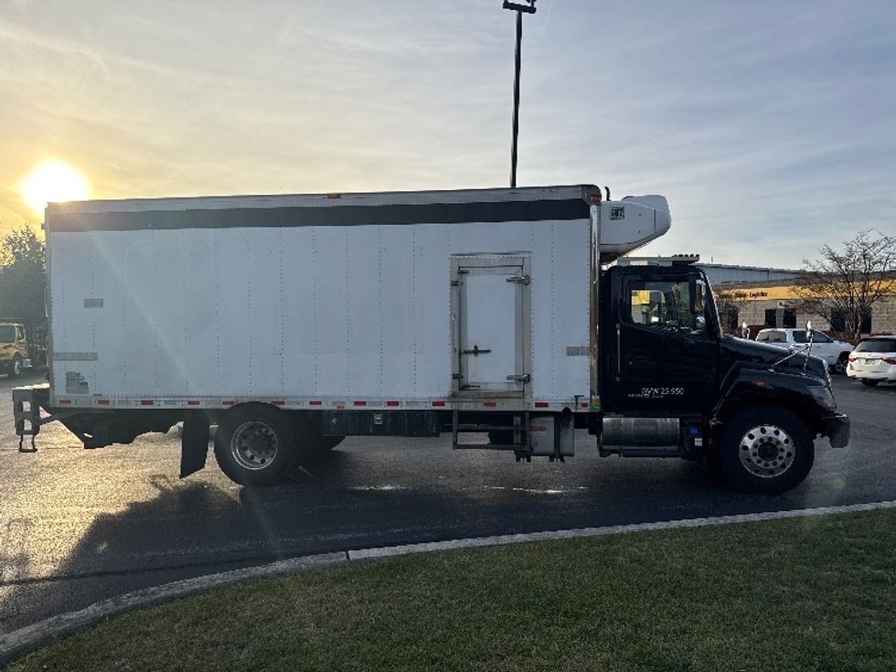 Refrigerated Truck-Light and Medium Duty Trucks-Hino-2019-268-Harrisburg-PA-157,827\n\t\tmiles-$ 38,250 - Image 4