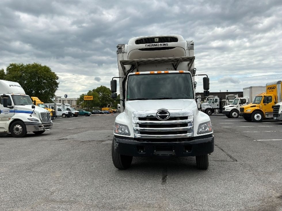 Refrigerated Truck-Light and Medium Duty Trucks-Hino-2019-268-Harrisburg-PA-349,203\n\t\tmiles-$ 32,500 - Image 2