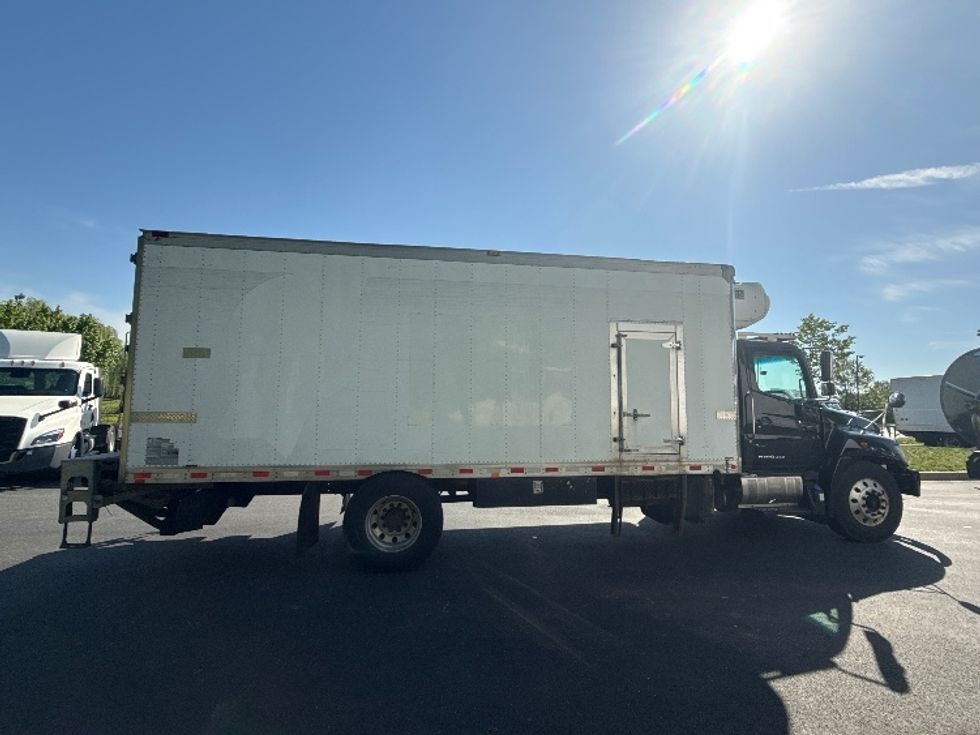 Refrigerated Truck-Light and Medium Duty Trucks-Hino-2019-268-Jessup-MD-135,344\n\t\tmiles-$ 54,250 - Image 13