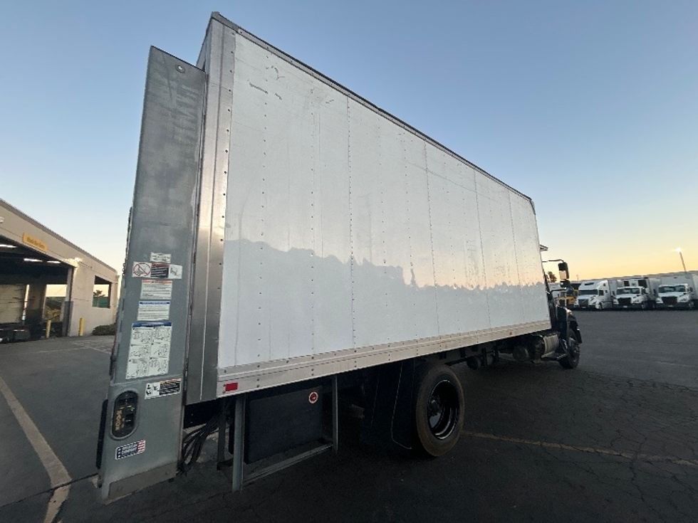 Refrigerated Truck-Light and Medium Duty Trucks-Hino-2019-268-La Mirada-CA-122,844\n\t\tmiles-$ 57,750 - Image 13