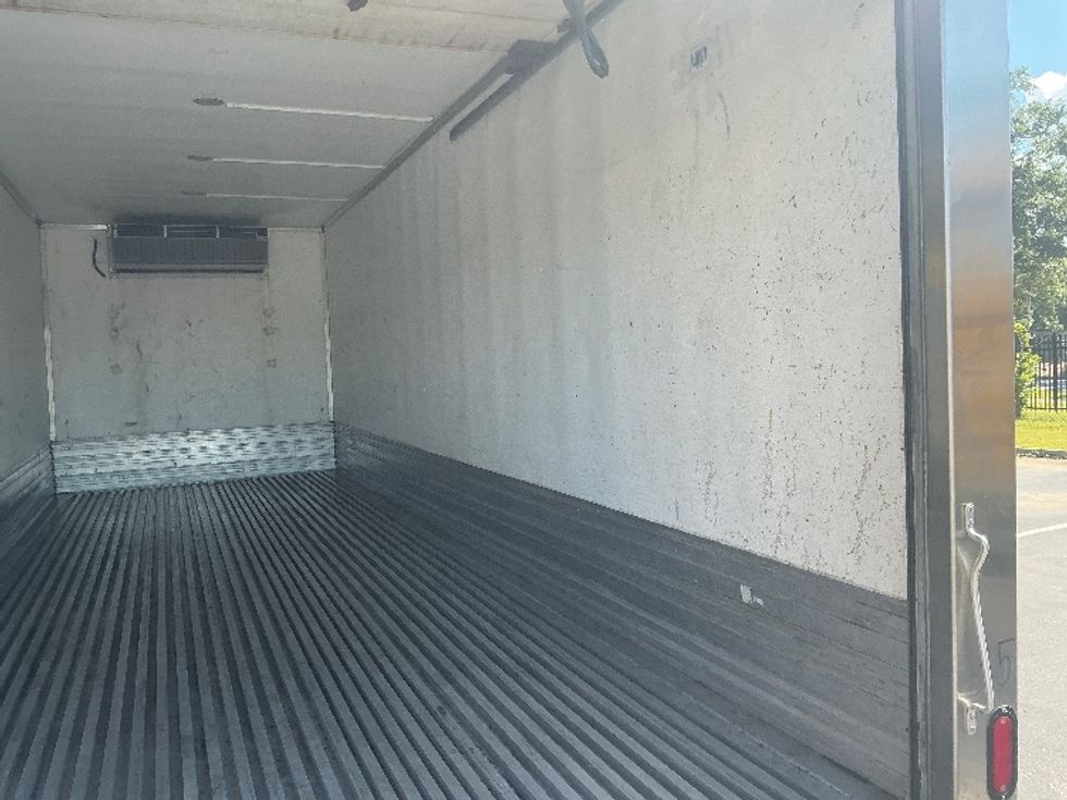 Refrigerated Truck-Light and Medium Duty Trucks-Hino-2019-268-Mobile-AL-144,800\n\t\tmiles-$ 54,500 - Image 12