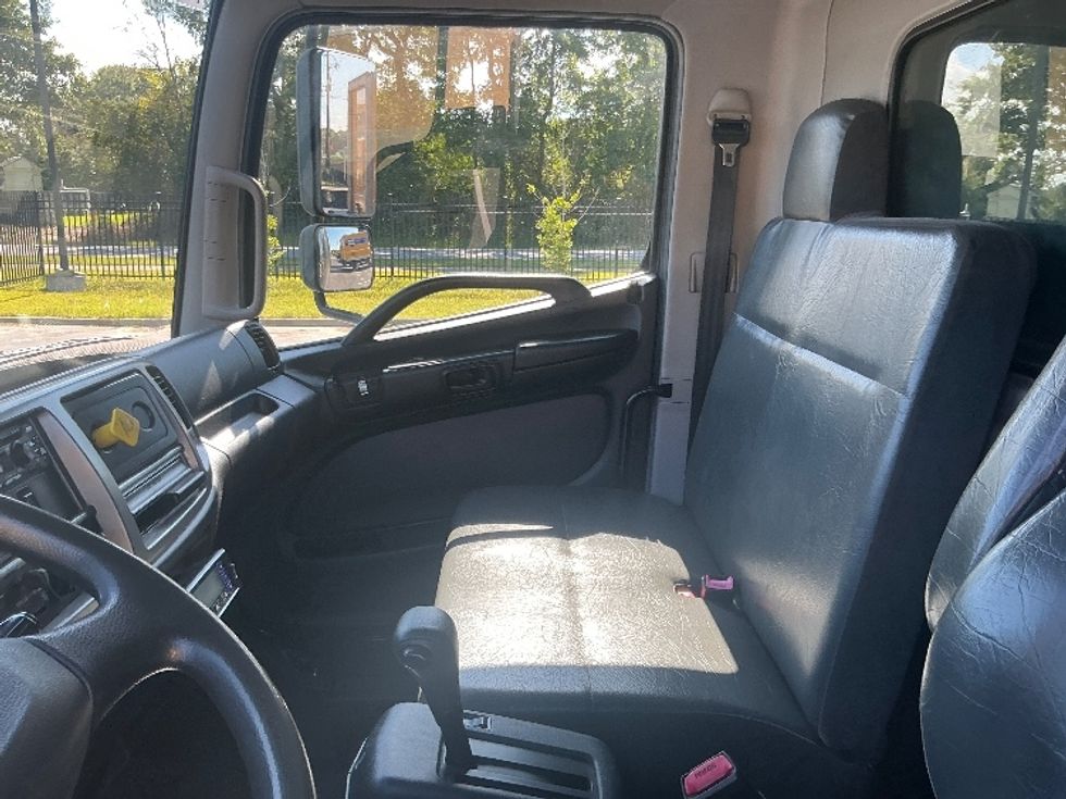 Refrigerated Truck-Light and Medium Duty Trucks-Hino-2019-268-Mobile-AL-144,800\n\t\tmiles-$ 54,500 - Image 19