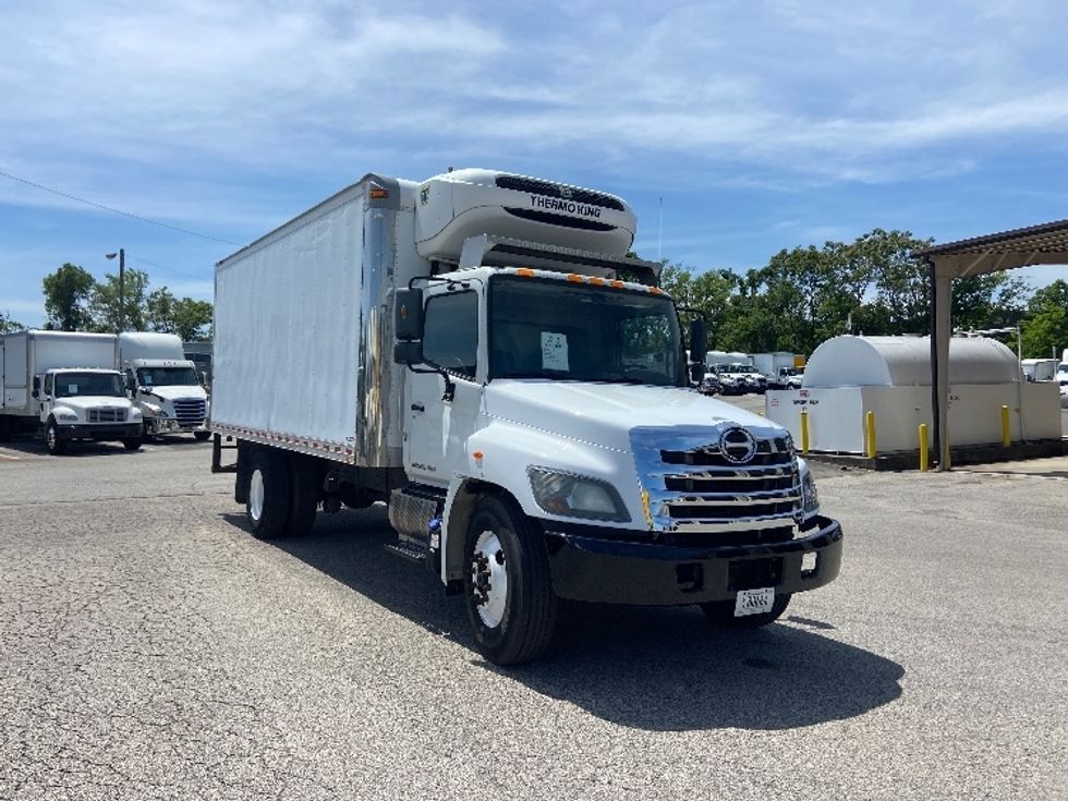 Refrigerated Truck-Light and Medium Duty Trucks-Hino-2019-268-Nashville (Mount Juliet)-TN-292,176\n\t\tmiles-$ 30,250 - Image 1