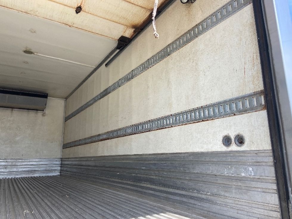 Refrigerated Truck-Light and Medium Duty Trucks-Hino-2019-268-Nashville (Mount Juliet)-TN-292,176\n\t\tmiles-$ 30,250 - Image 10
