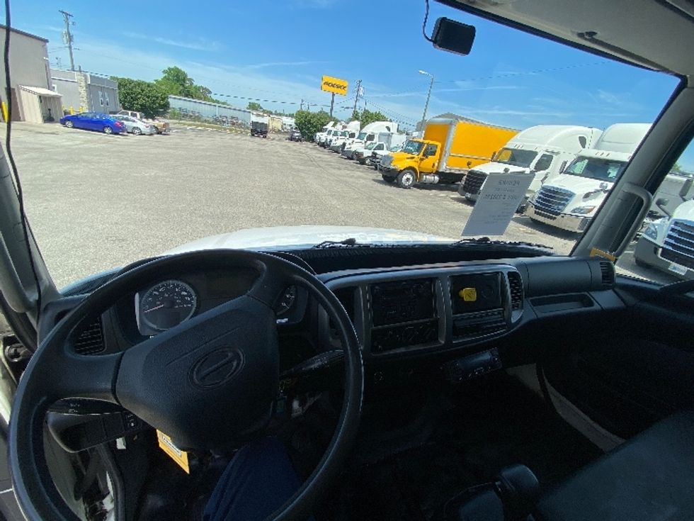 Refrigerated Truck-Light and Medium Duty Trucks-Hino-2019-268-Nashville (Mount Juliet)-TN-292,176\n\t\tmiles-$ 30,250 - Image 17