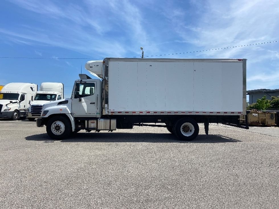 Refrigerated Truck-Light and Medium Duty Trucks-Hino-2019-268-Nashville (Mount Juliet)-TN-292,176\n\t\tmiles-$ 30,250 - Image 4