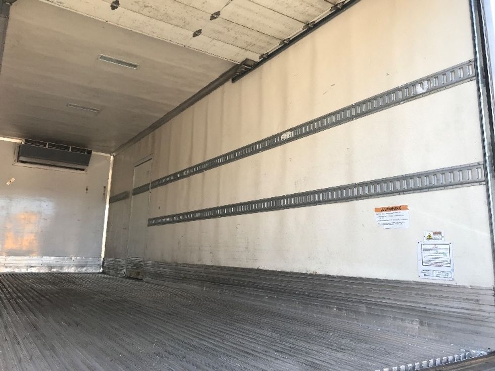 Refrigerated Truck-Light and Medium Duty Trucks-Hino-2019-268-Norcross-GA-147,844\n\t\tmiles-$ 76,250 - Image 12