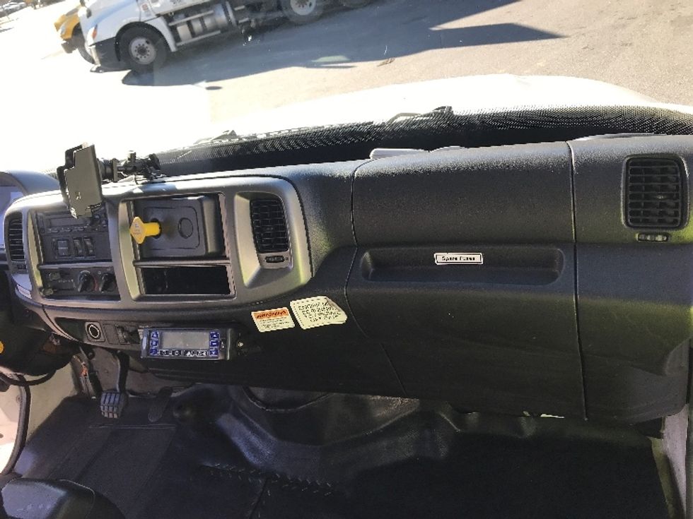 Refrigerated Truck-Light and Medium Duty Trucks-Hino-2019-268-Norcross-GA-147,844\n\t\tmiles-$ 76,250 - Image 21