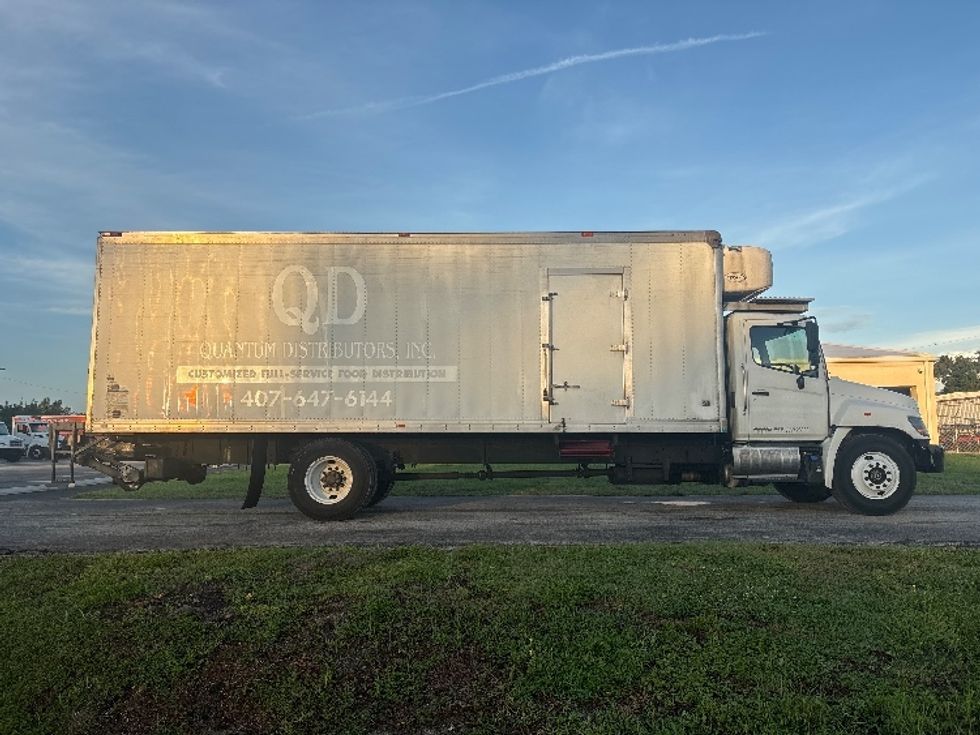 Refrigerated Truck-Light and Medium Duty Trucks-Hino-2019-268-Ocala-FL-385,994\n\t\tmiles-$ 27,750 - Image 15