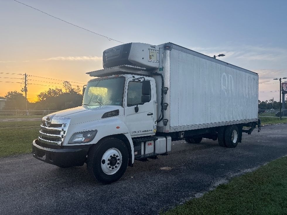Refrigerated Truck-Light and Medium Duty Trucks-Hino-2019-268-Ocala-FL-385,994\n\t\tmiles-$ 27,750 - Image 3
