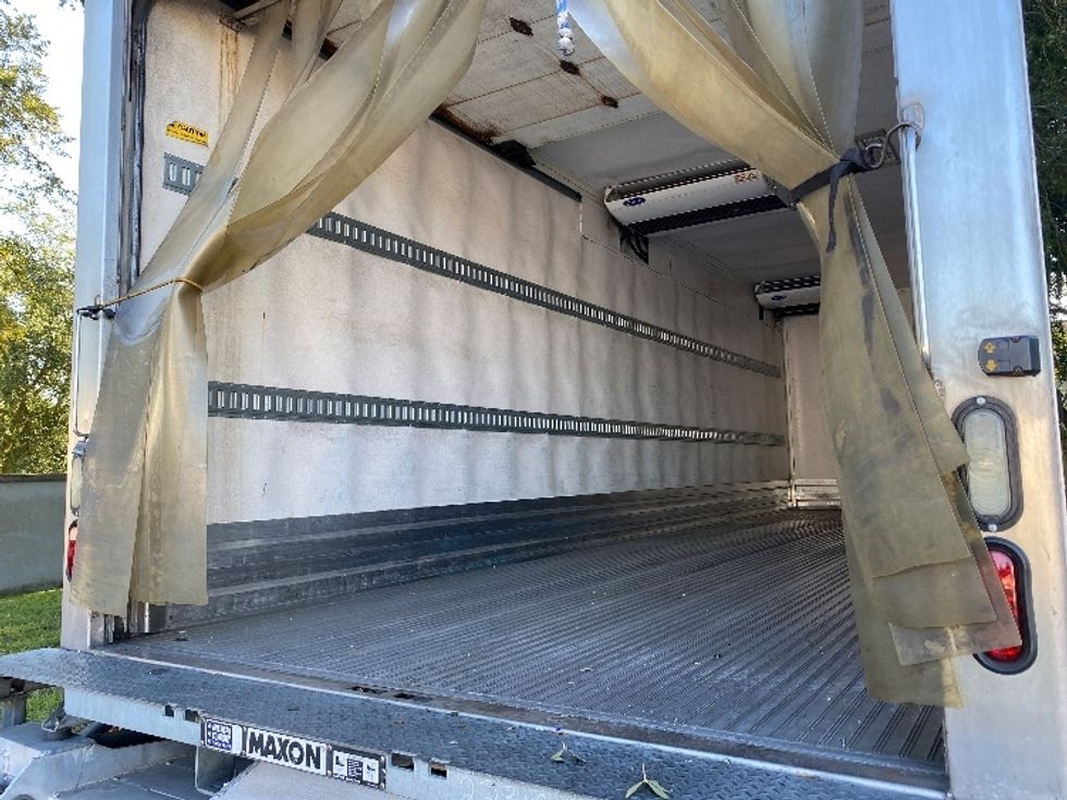 Refrigerated Truck-Light and Medium Duty Trucks-Hino-2019-268-Orlando-FL-351,956\n\t\tmiles-$ 33,000 - Image 11