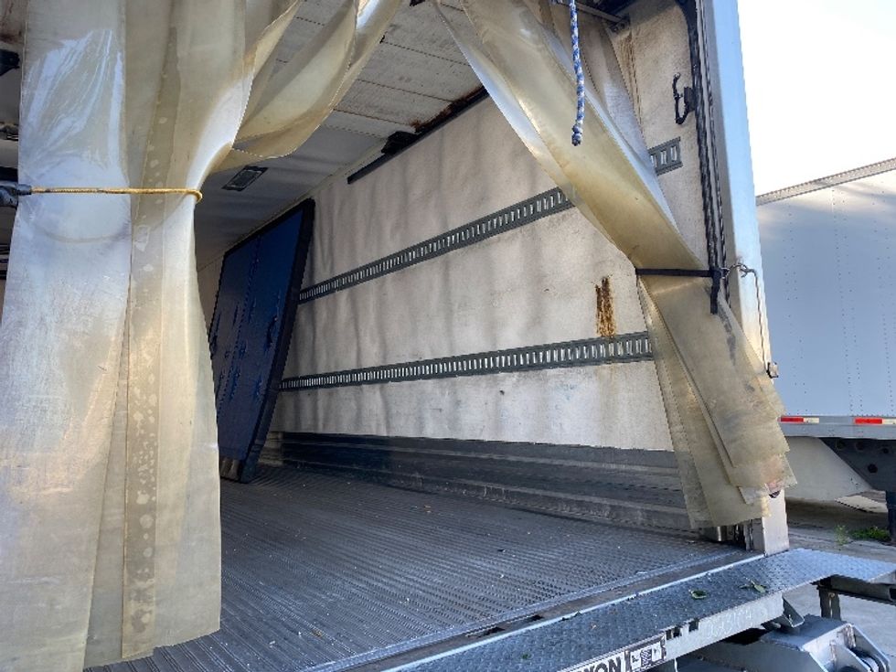 Refrigerated Truck-Light and Medium Duty Trucks-Hino-2019-268-Orlando-FL-351,956\n\t\tmiles-$ 33,000 - Image 12