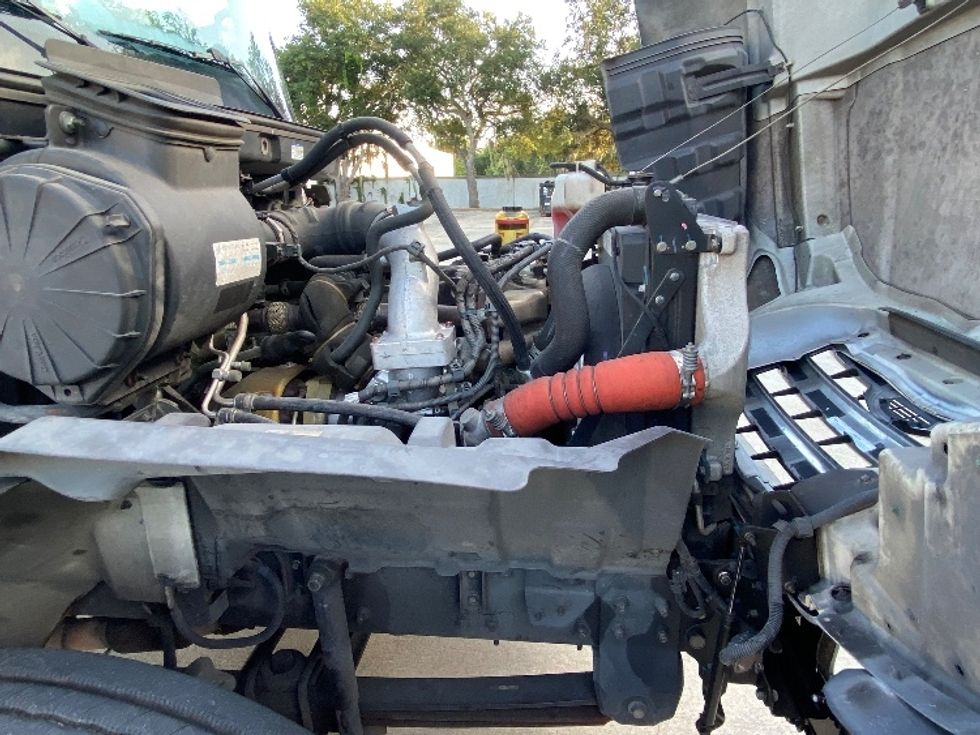 Refrigerated Truck-Light and Medium Duty Trucks-Hino-2019-268-Orlando-FL-351,956\n\t\tmiles-$ 33,000 - Image 23