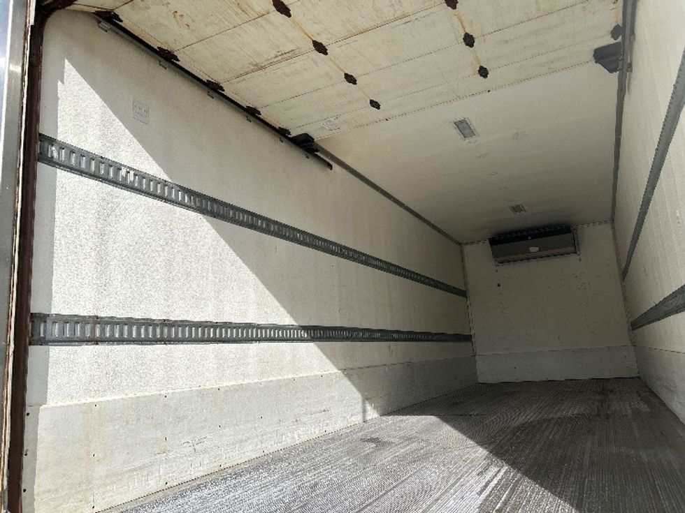 Refrigerated Truck-Light and Medium Duty Trucks-Hino-2019-268-Parsippany-NJ-175,892\n\t\tmiles-$ 53,250 - Image 11