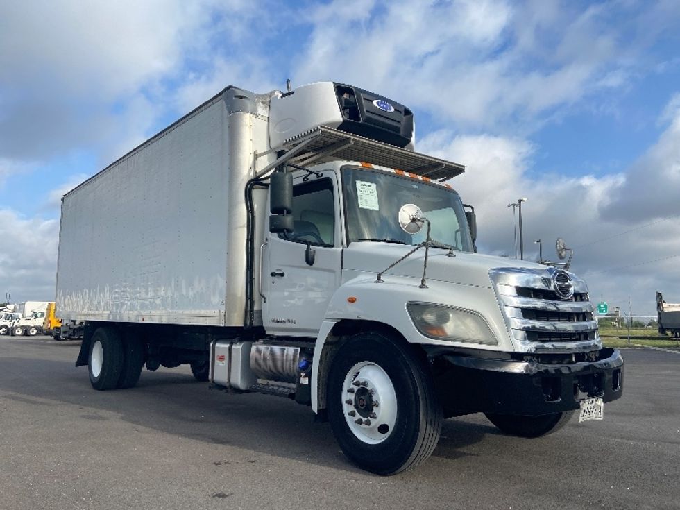 Refrigerated Truck-Light and Medium Duty Trucks-Hino-2019-268-San Antonio-TX-225,818\n\t\tmiles-$ 46,250 - Image 1