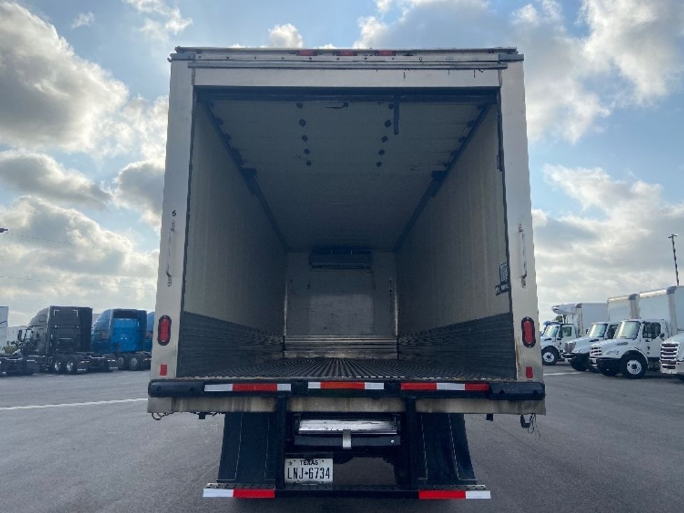 Refrigerated Truck-Light and Medium Duty Trucks-Hino-2019-268-San Antonio-TX-225,818\n\t\tmiles-$ 46,250 - Image 8