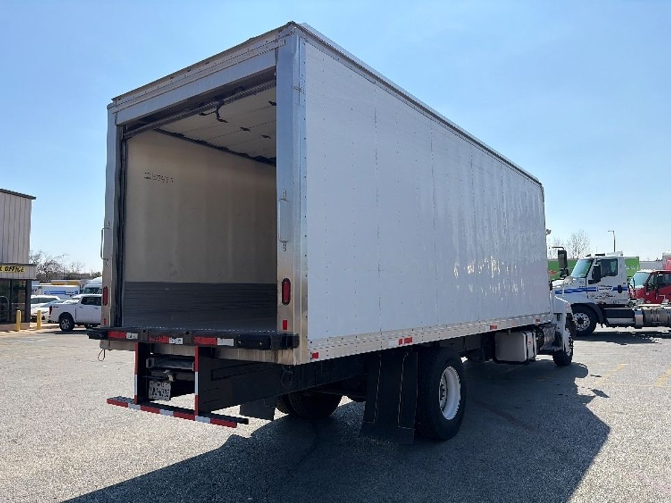 Refrigerated Truck-Light and Medium Duty Trucks-Hino-2019-268-San Antonio-TX-236,345\n\t\tmiles-$ 42,000 - Image 12
