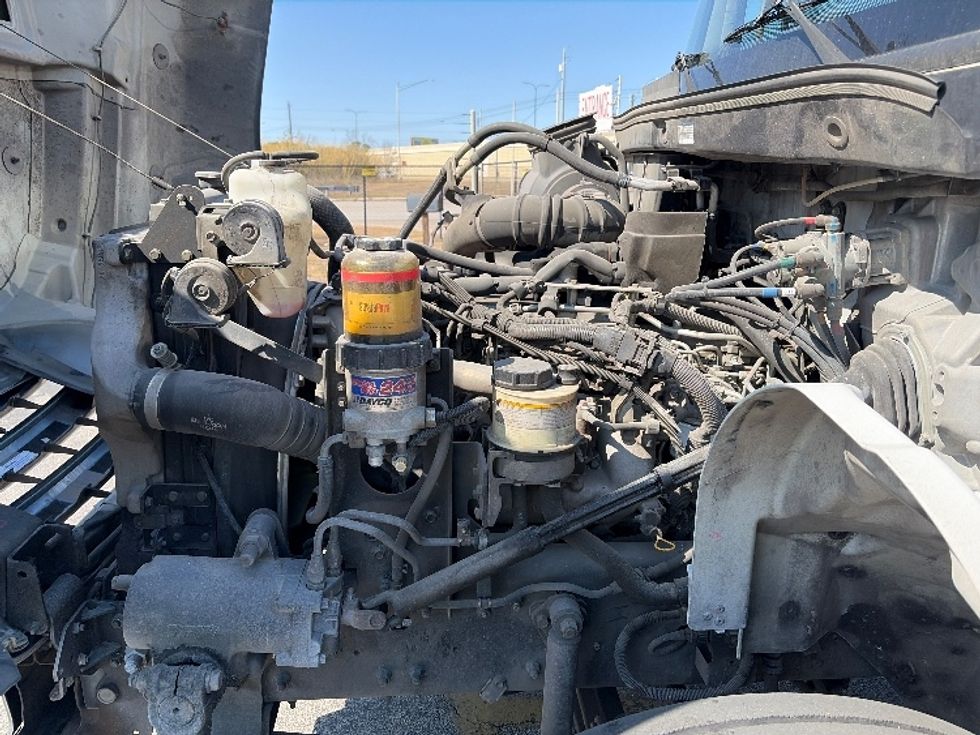 Refrigerated Truck-Light and Medium Duty Trucks-Hino-2019-268-San Antonio-TX-236,345\n\t\tmiles-$ 42,000 - Image 23