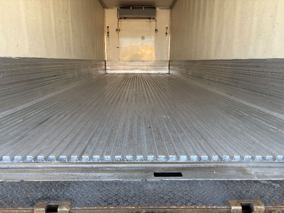 Refrigerated Truck-Light and Medium Duty Trucks-Hino-2019-268-San Antonio-TX-236,345\n\t\tmiles-$ 42,000 - Image 9