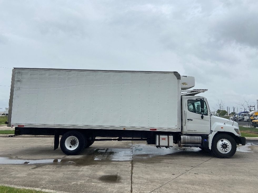 Refrigerated Truck-Light and Medium Duty Trucks-Hino-2019-268-San Antonio-TX-277,895\n\t\tmiles-$ 37,500 - Image 14