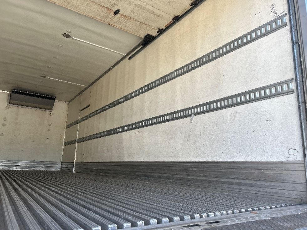 Refrigerated Truck-Light and Medium Duty Trucks-Hino-2019-268-Tallahassee-FL-187,324\n\t\tmiles-$ 61,000 - Image 12