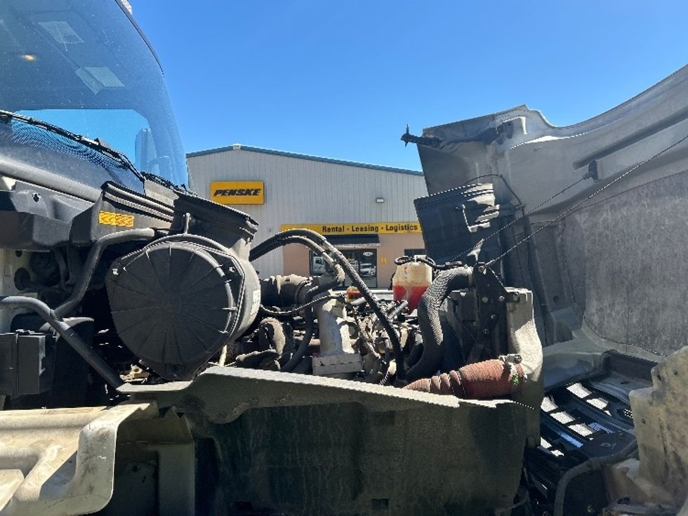 Refrigerated Truck-Light and Medium Duty Trucks-Hino-2019-268-Tallahassee-FL-187,324\n\t\tmiles-$ 61,000 - Image 21