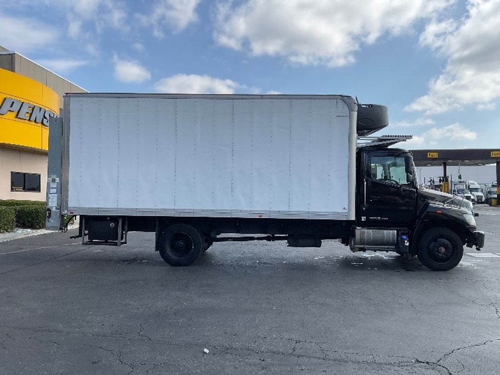 Refrigerated Truck-Light and Medium Duty Trucks-Hino-2019-268-Torrance-CA-114,115\n\t\tmiles-$ 57,750 - Image 15