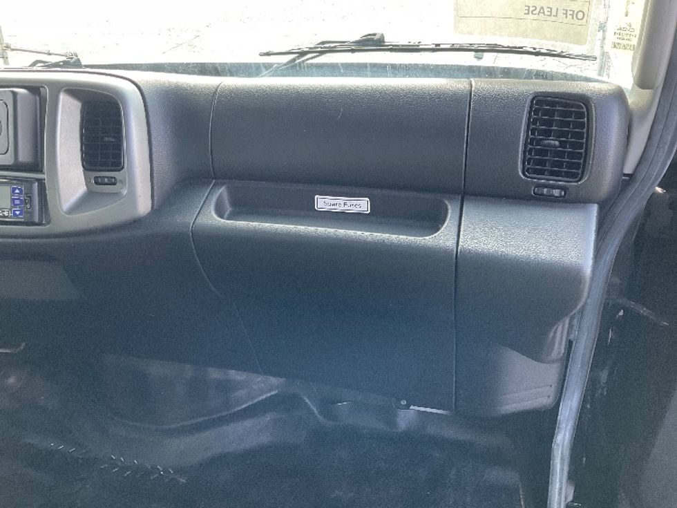 Refrigerated Truck-Light and Medium Duty Trucks-Hino-2019-268-Torrance-CA-114,115\n\t\tmiles-$ 57,750 - Image 21