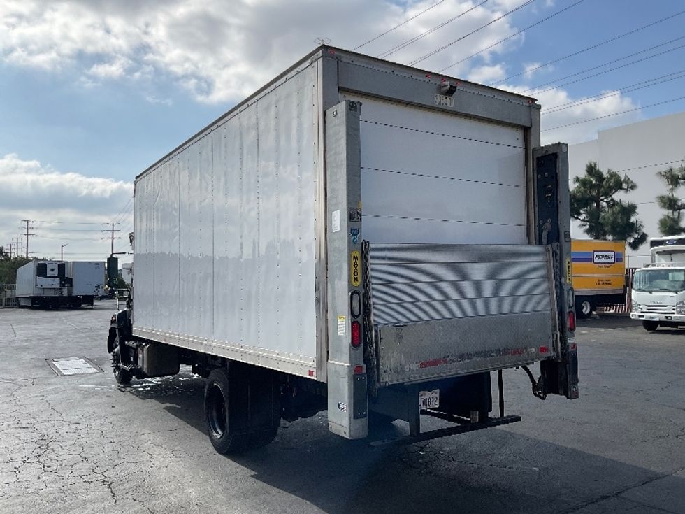 Refrigerated Truck-Light and Medium Duty Trucks-Hino-2019-268-Torrance-CA-114,115\n\t\tmiles-$ 57,750 - Image 6