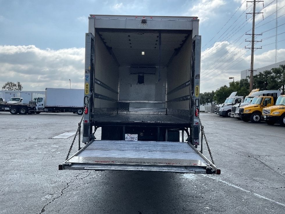 Refrigerated Truck-Light and Medium Duty Trucks-Hino-2019-268-Torrance-CA-114,115\n\t\tmiles-$ 57,750 - Image 9