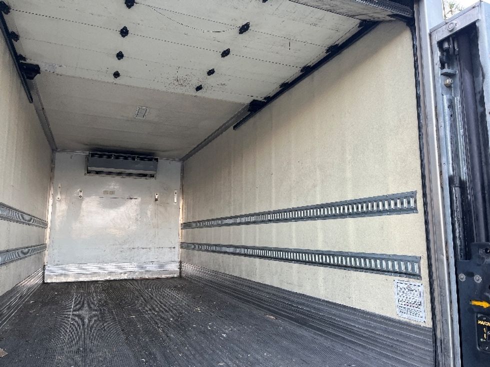 Refrigerated Truck-Light and Medium Duty Trucks-Hino-2019-268-Torrance-CA-129,017\n\t\tmiles-$ 56,500 - Image 12