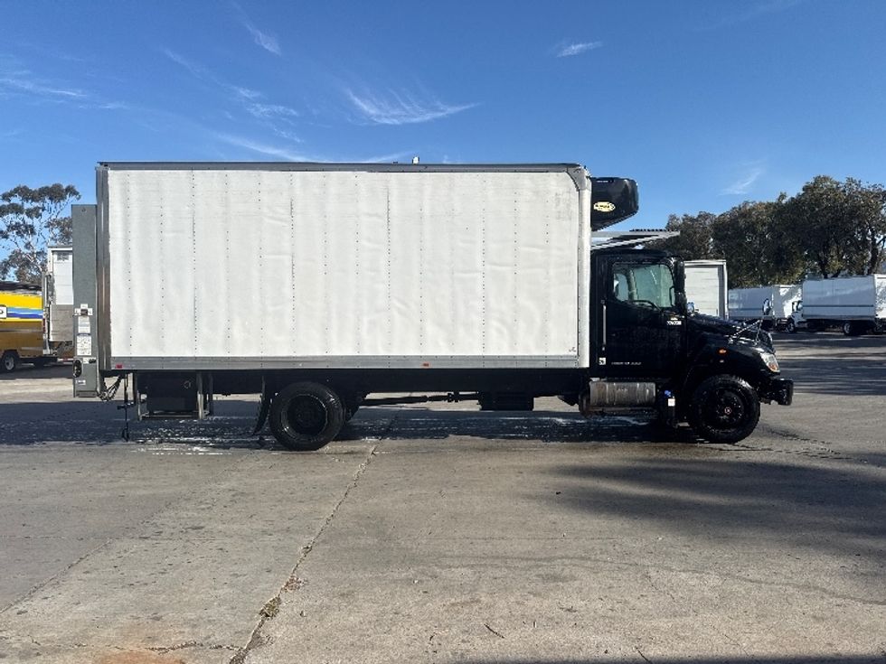 Refrigerated Truck-Light and Medium Duty Trucks-Hino-2019-268-Torrance-CA-129,017\n\t\tmiles-$ 56,500 - Image 15