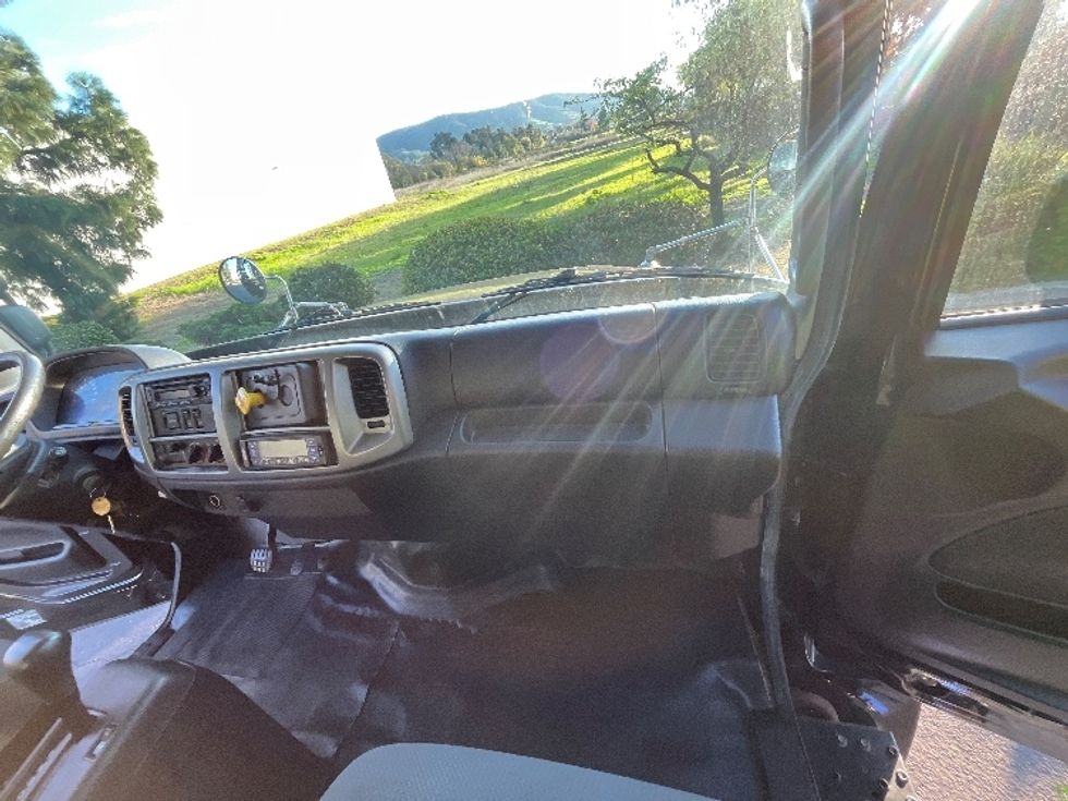 Refrigerated Truck-Light and Medium Duty Trucks-Hino-2019-268-Torrance-CA-129,017\n\t\tmiles-$ 56,500 - Image 21